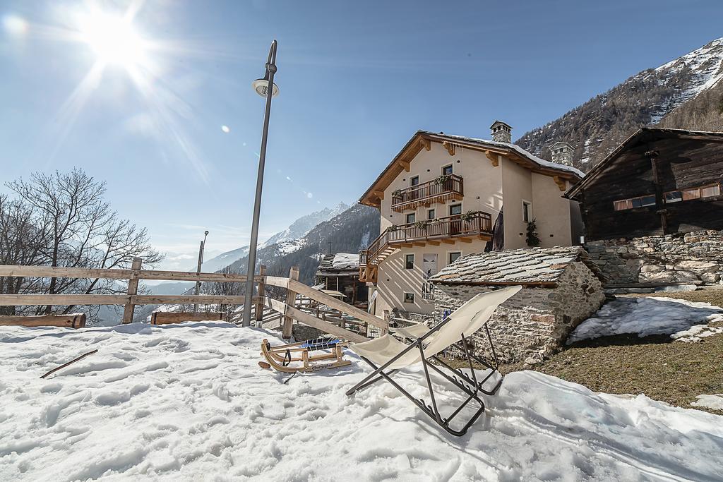 Alpe Rebelle Bed & Breakfast Bionaz Exterior photo