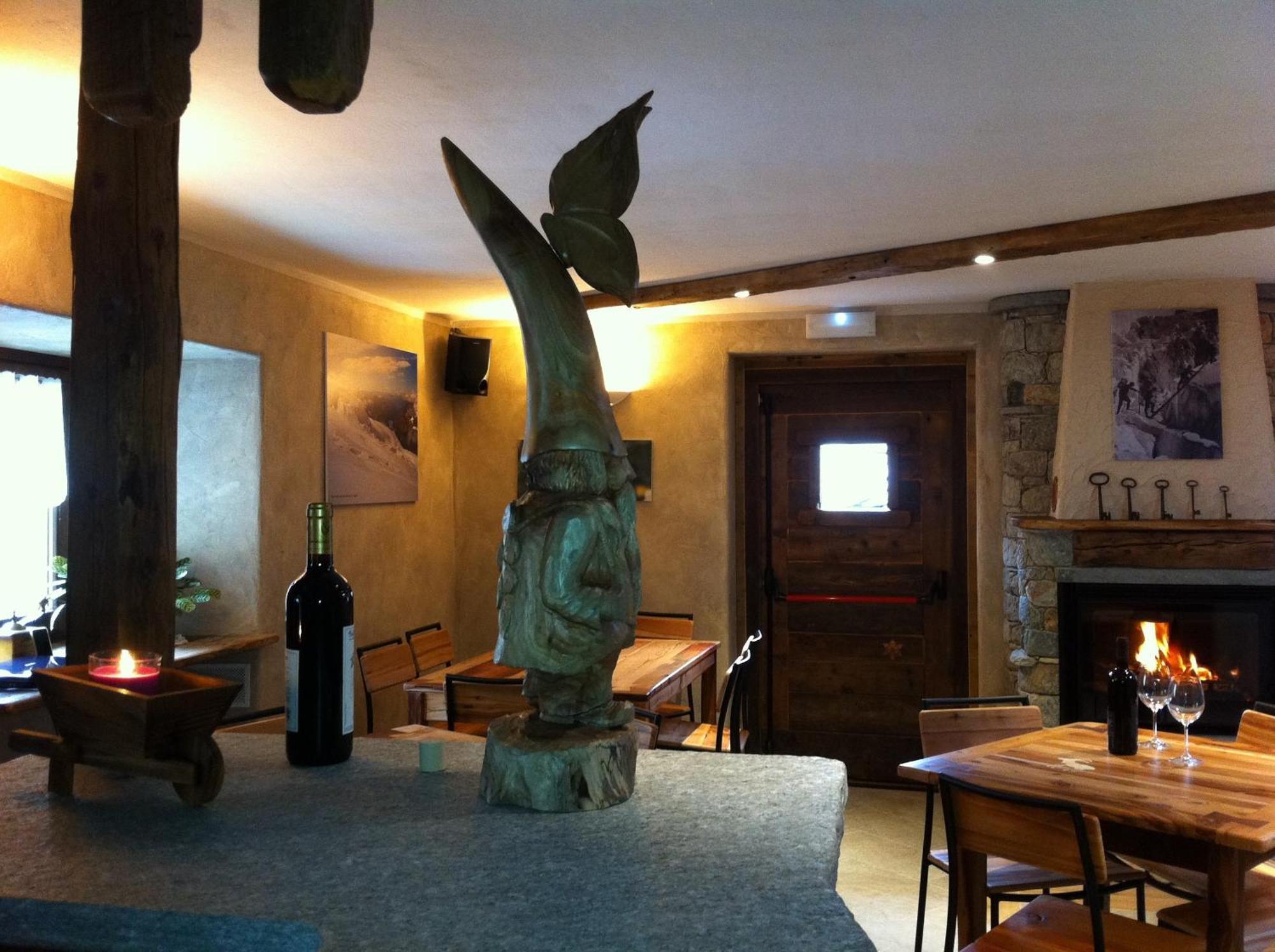 Alpe Rebelle Bed & Breakfast Bionaz Exterior photo