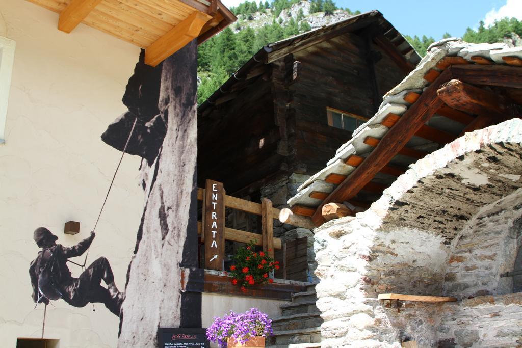 Alpe Rebelle Bed & Breakfast Bionaz Exterior photo